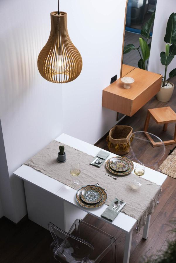 Suites De Luxe Katerina Kokkinos Pirgos Buitenkant foto