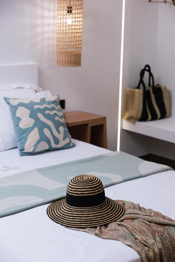 Suites De Luxe Katerina Kokkinos Pirgos Buitenkant foto